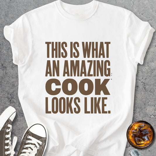 This Is What An Amazing Cook - Vintage Heavyweight Tee
