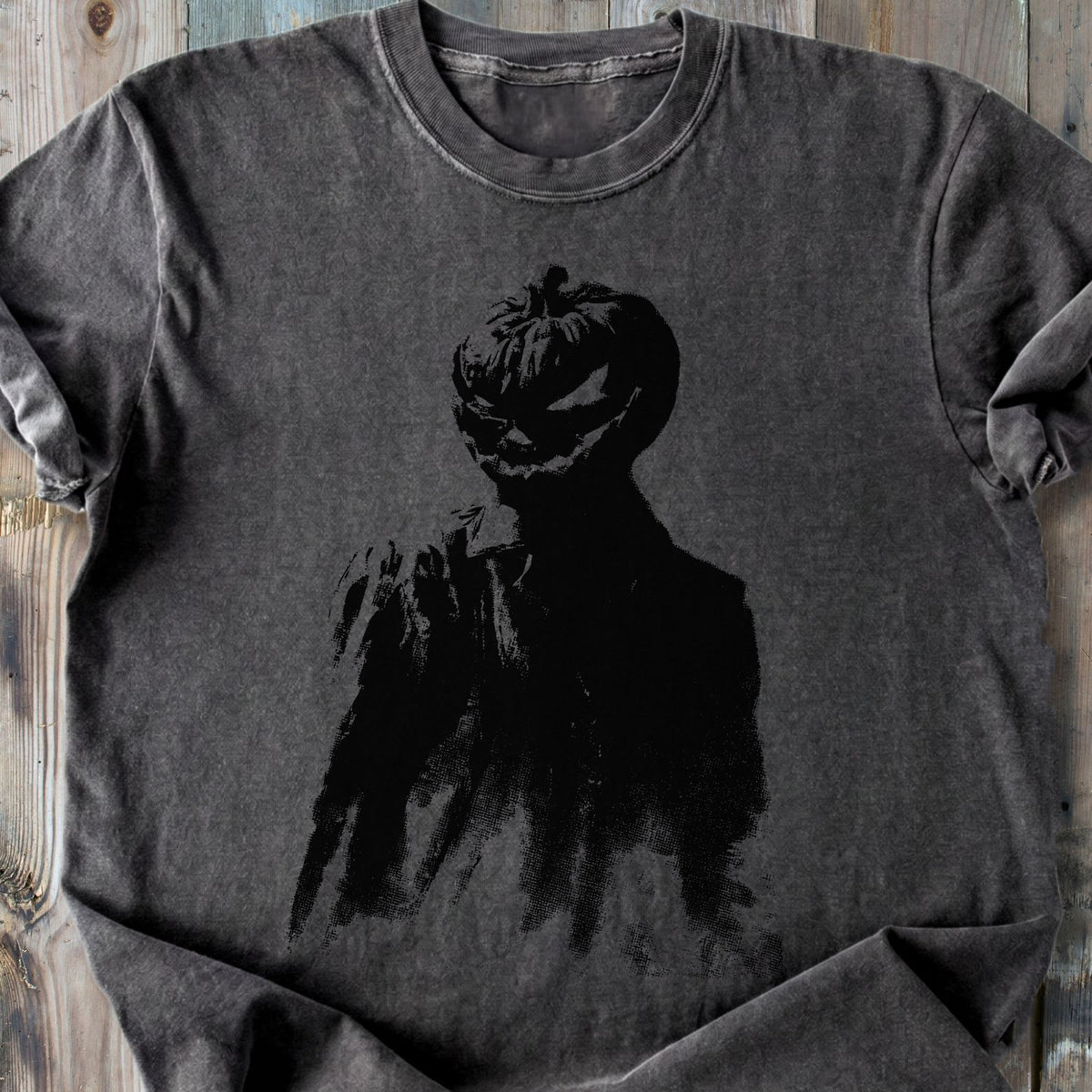 Pumpkin Phantom - Premium Heavyweight Tee