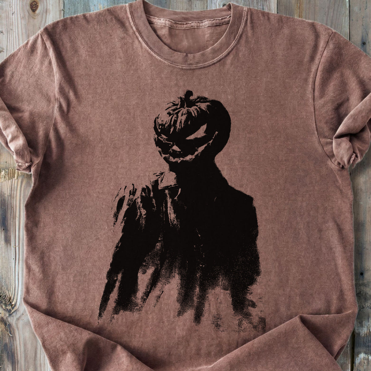 Pumpkin Phantom - Premium Heavyweight Tee