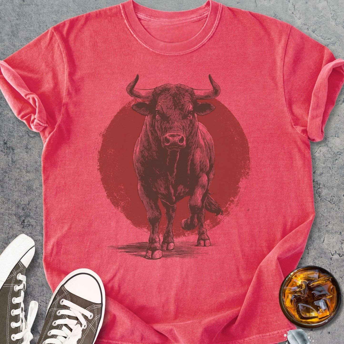 Iconic Bull - Vintage Heavyweight Tee