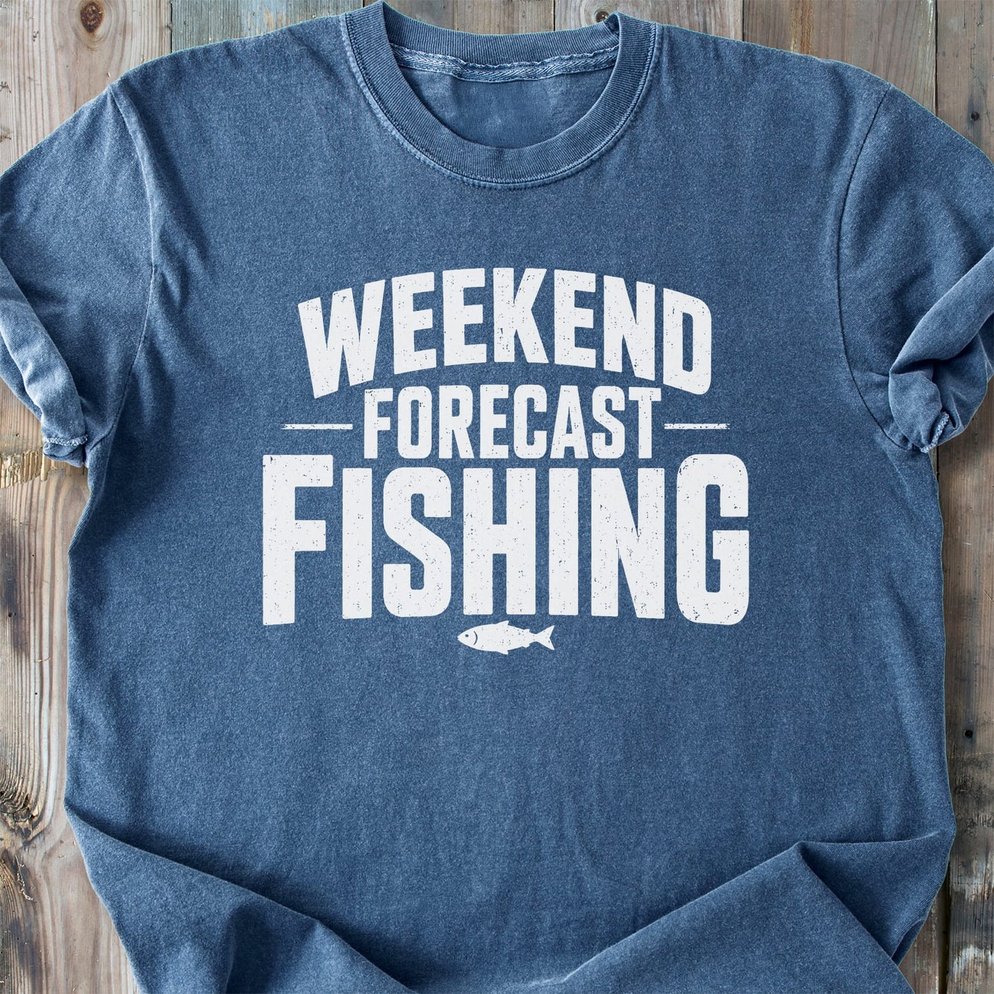 Weekend Forecast Fishing - Premium Heavyweight Tee