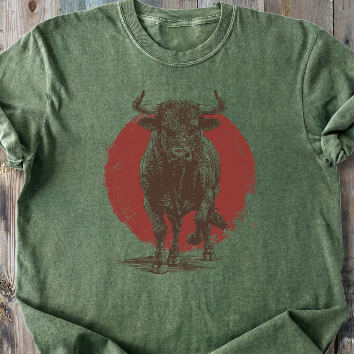 Iconic Bull - Premium Heavyweight Tee