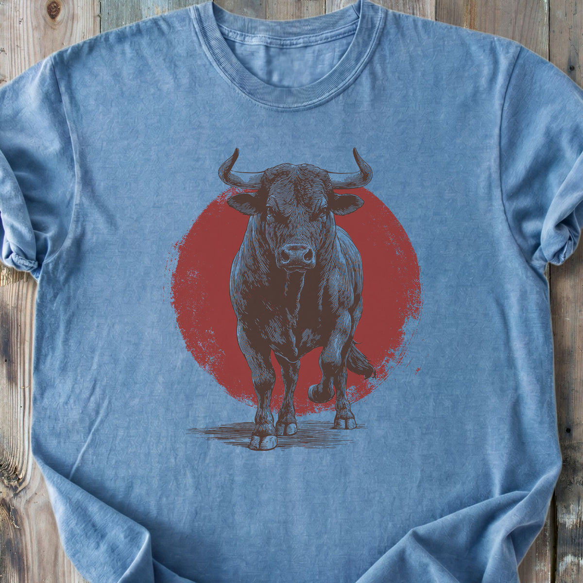 Iconic Bull - Premium Heavyweight Tee