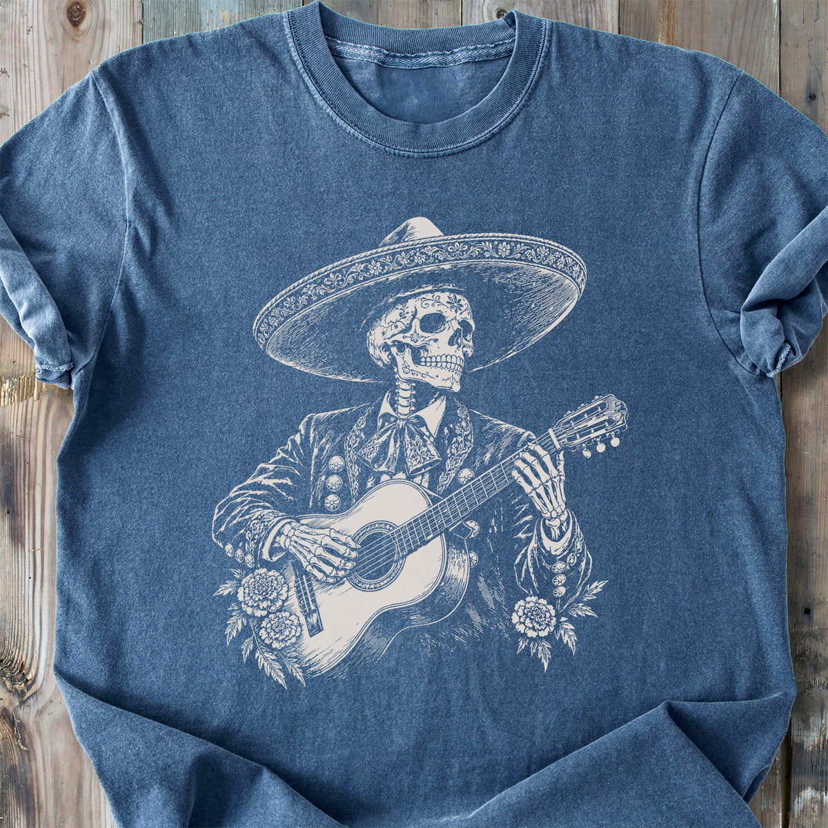 El Mariachi Skeleton - Premium Heavyweight Tee