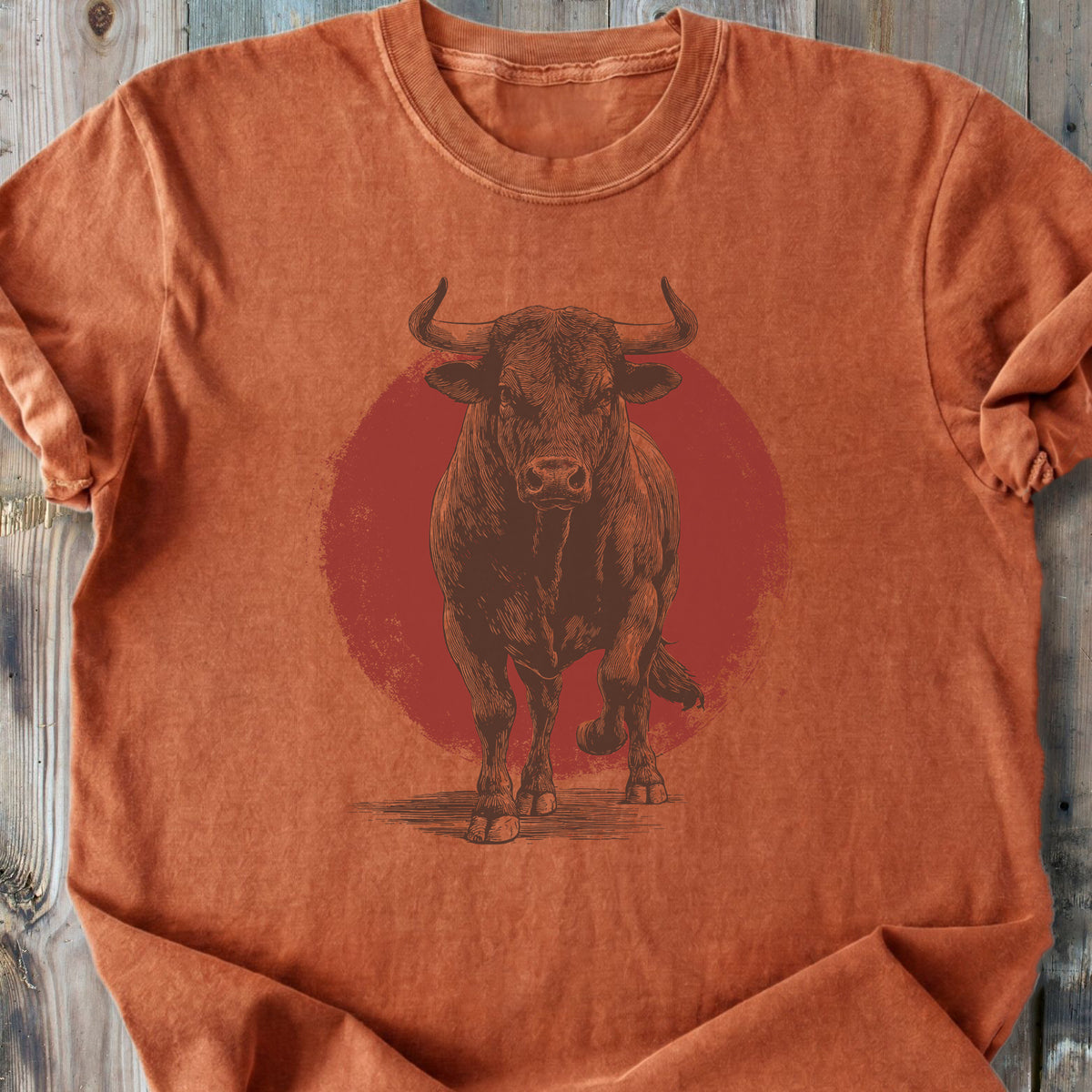 Iconic Bull - Premium Heavyweight Tee